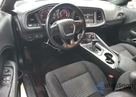 2018 Dodge Challenger Sxt z USA, uszkodzony, nr VIN 2C3CDZAG2JH314476